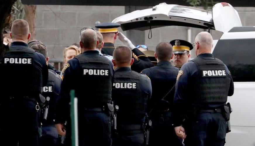 Arizona Officer Shot (LE)