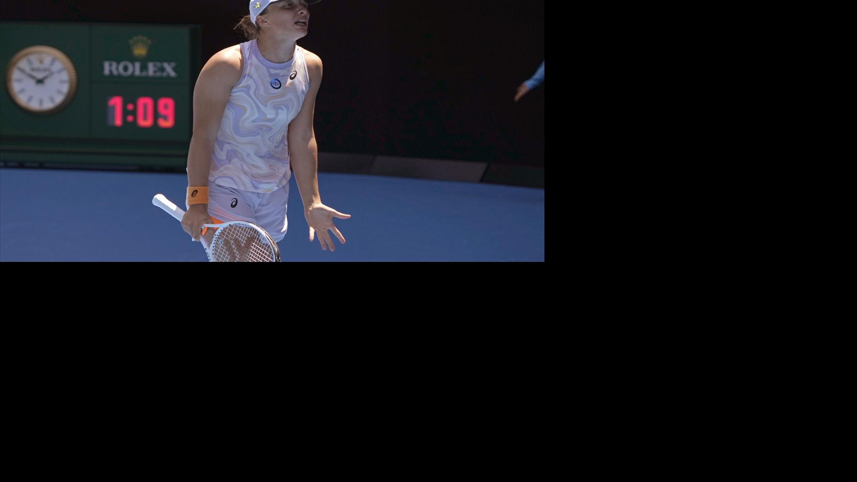 No. 1 seed Swiatek, Gauff ousted in 4th round of Australian Open