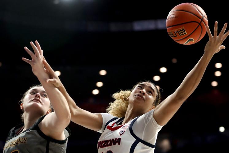 110422-tuc-spt-uawomenshoops-p2