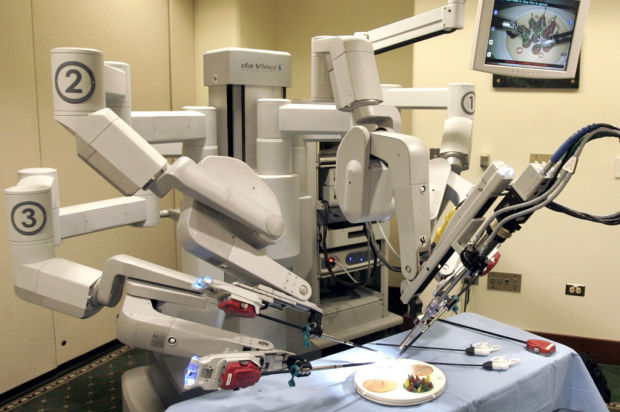 robotic surgery uterus removal