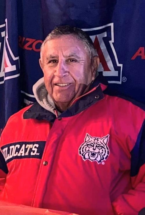Frank Amparano (LE)