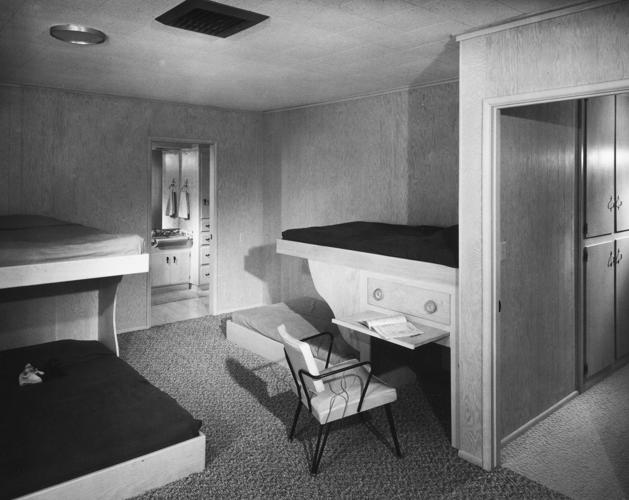 1960 photos: Spacious home in Hidden Valley
