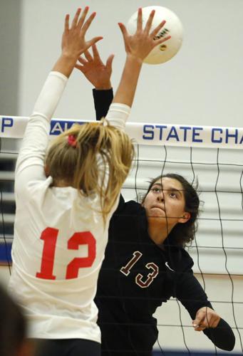 Salpointe volleyball