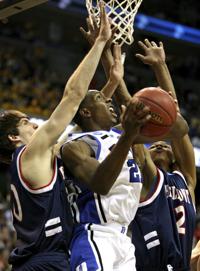 Greg Hansen: No sixth sense: Arizona's basketball fate unpredictable