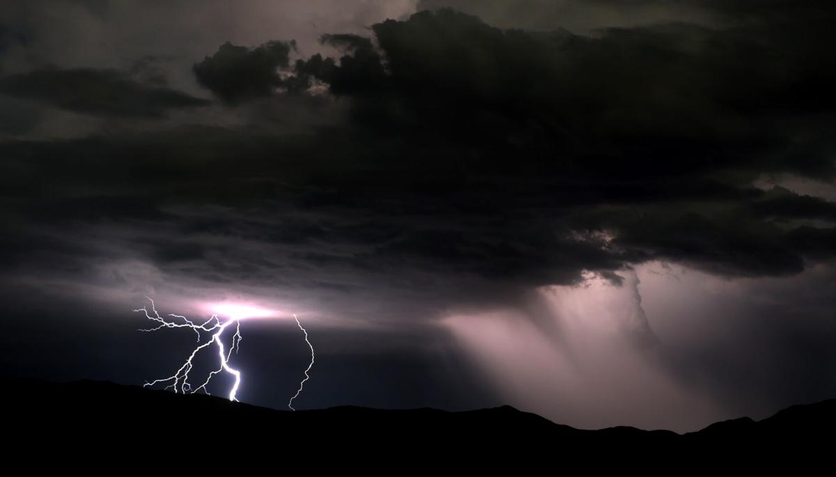 Live Updates: Lightning and Strong Winds Expected as Storms Continue to Move Across Valley; Thousands Without Power Live Updates: Lightning and Strong Winds Expected as Storms Continue to Move Across Valley; Thousands Without Power