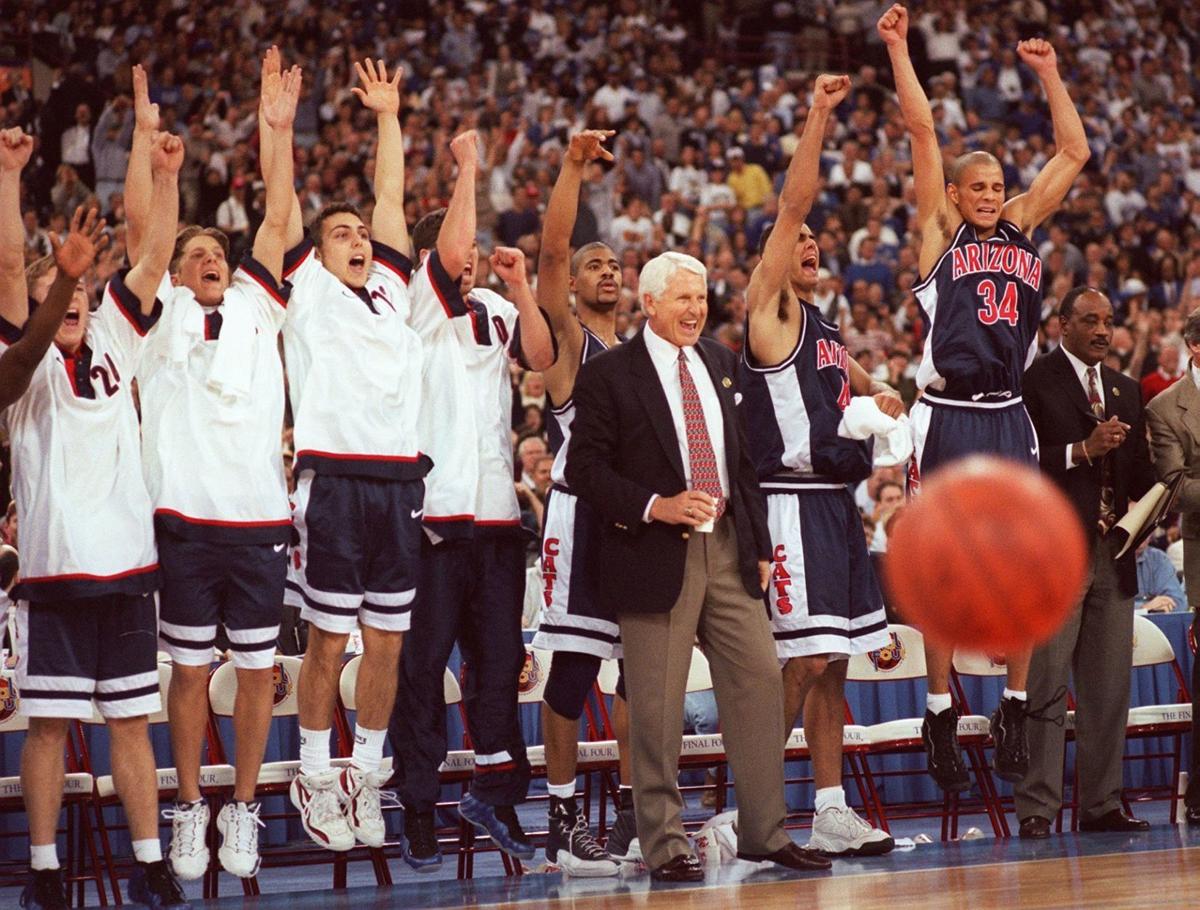 Photos Arizona Wildcats Capture First National Championship On March 31 1997 Arizona Wildcats Basketball Tucson Com