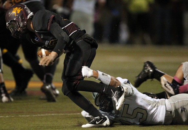 Salpointe Catholic 30, Ironwood Ridge 14