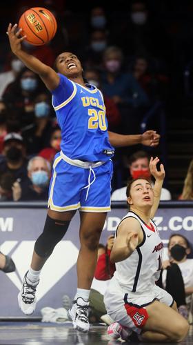 022522-tuc-spt-uawomenshoops-p2