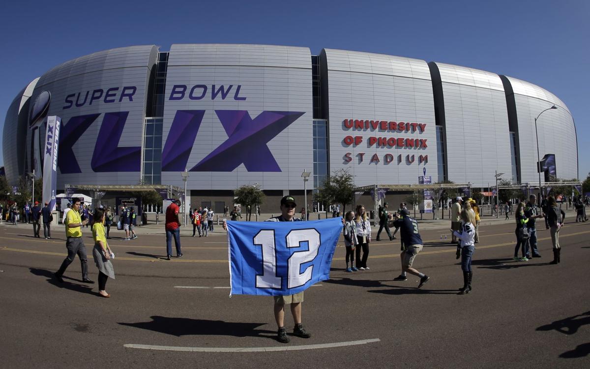 Photos: Super Bowl fans in Glendale | NFL | tucson.com