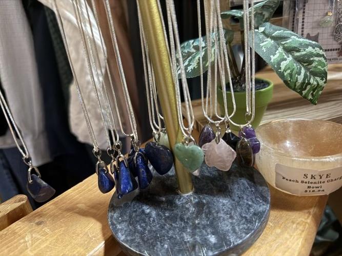 $25 Challenge: Sixth Avenue Antiques