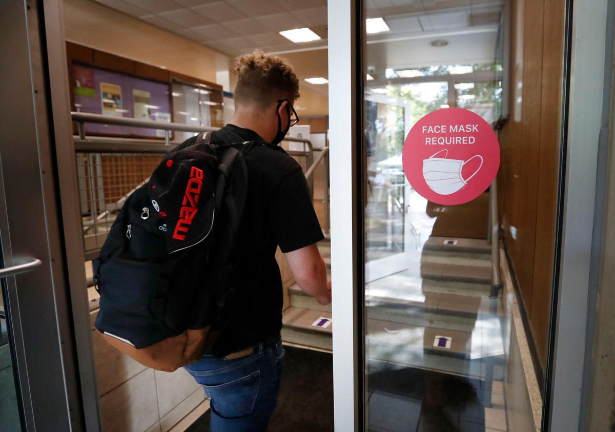 Covid-19 at college campuses