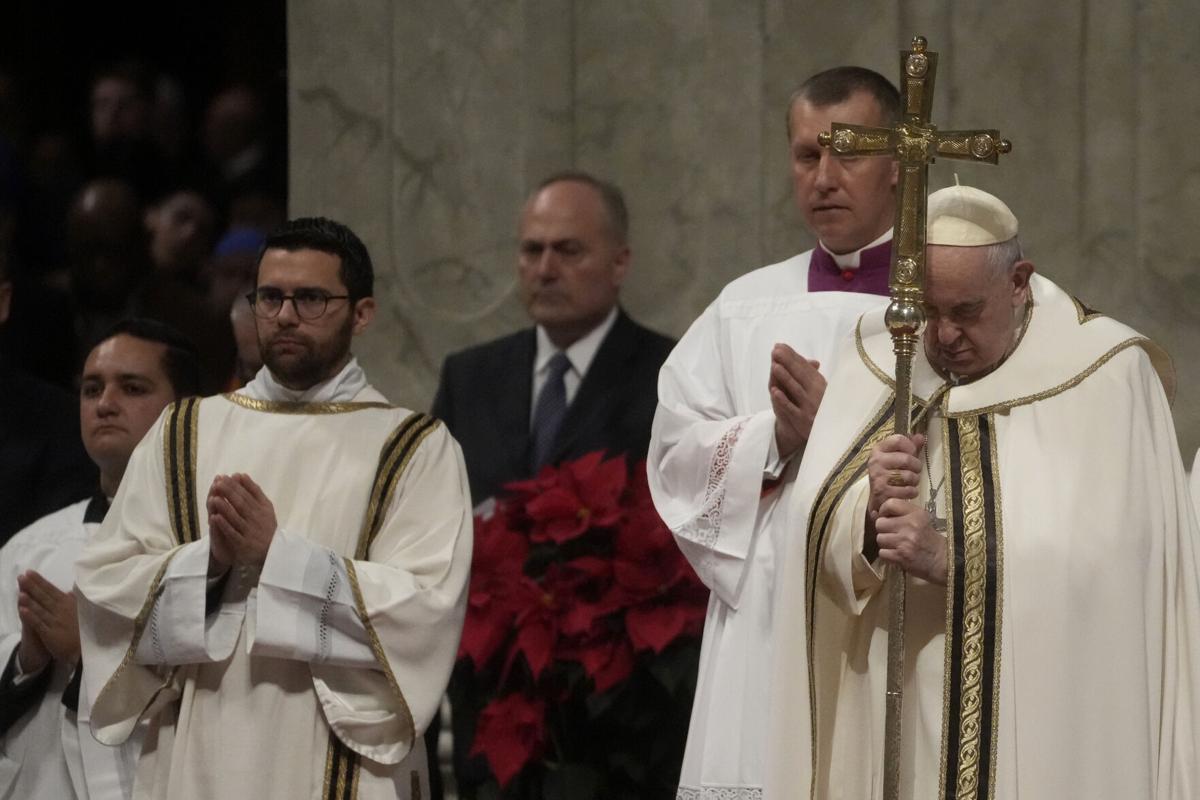 Pope on Christmas: Jesus was poor, so don't be power-hungry