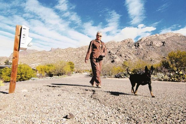 Residents send message: Doggie, don't  