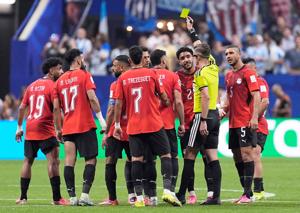 FIFA refereeing officer defends officials after Argentina-Egypt controversies