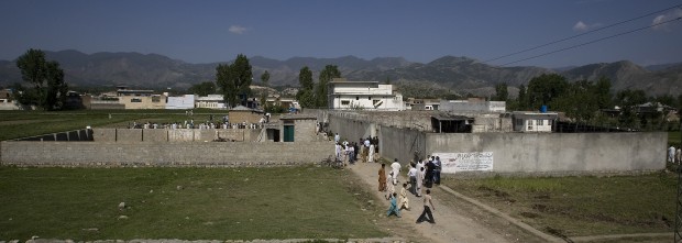 Cutting aid to Pakistan debated   