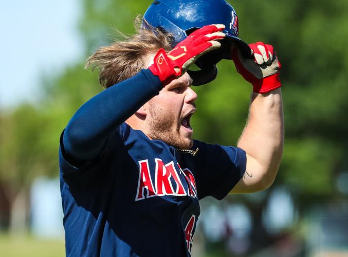 052822-tuc-spt-uabaseball-p2