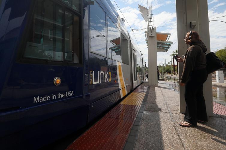 Tim Steller’s column: Tucson streetcar needs reliability to fulfill potential