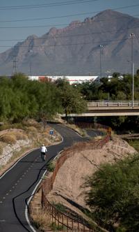 Initiative seeks to help Tucson Latinos, Native Americans 'Reach the Loop'