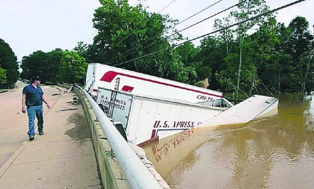 Rain abates, but filthy water a peril for Georgia  