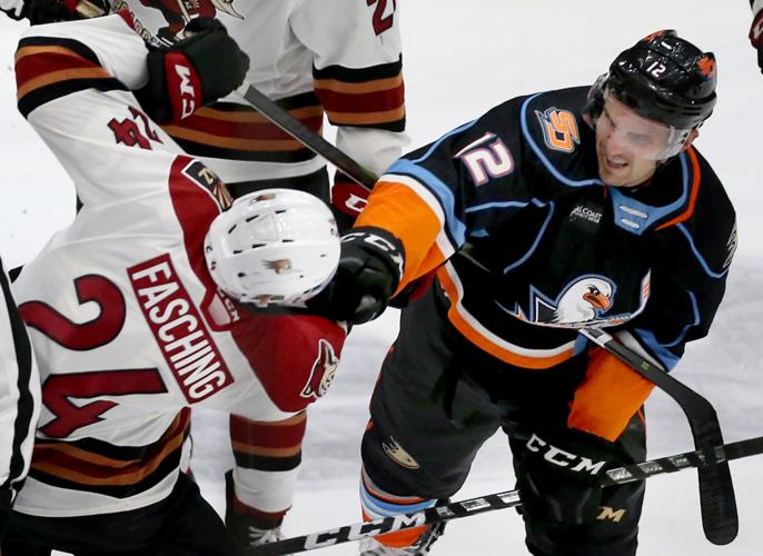 Roadrunners vs San Diego