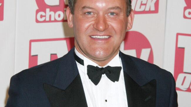 Former butler Paul Burrell claims Queen Elizabeth gave up alcohol after Prince Philip’s death