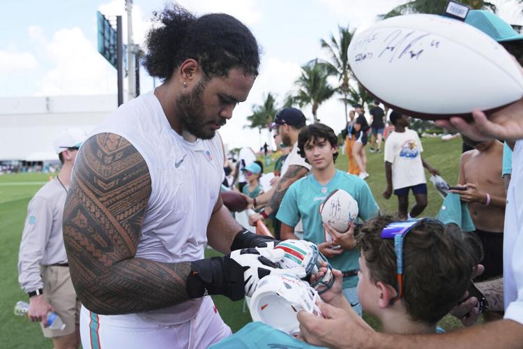 Dolphins Camp Football
