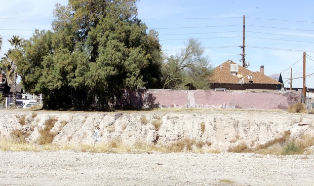 Some leave, some plan to fight big UA-area student complex