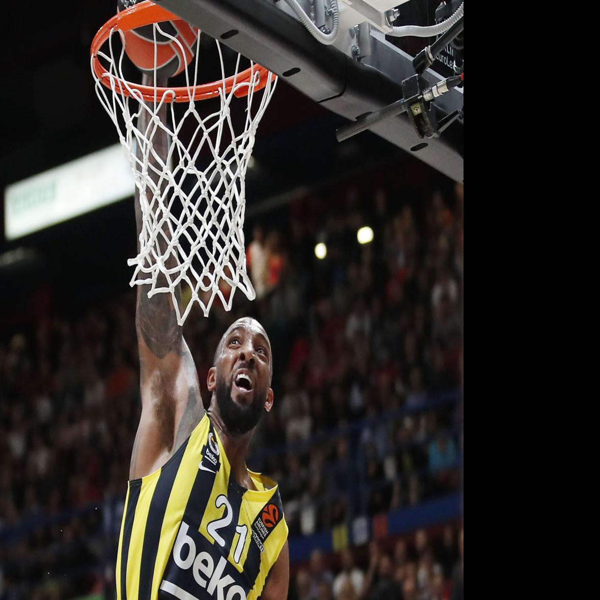 Nine Years After Leading Wildcats To Elite Eight Derrick Williams