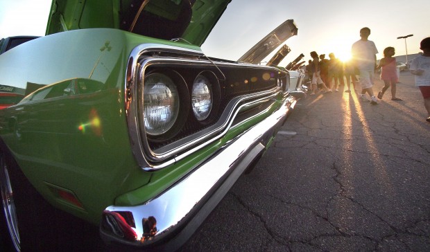Classic cars line asphalt on Saturdays   