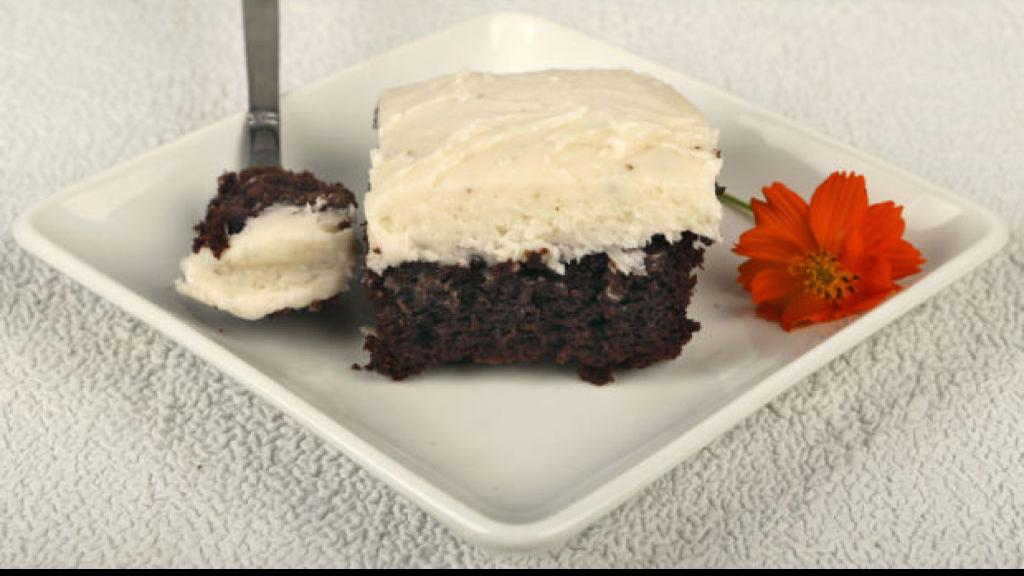 Tiffany's Table Moist cake doesn't require frosting — but go ahead, indulge Food & Cooking