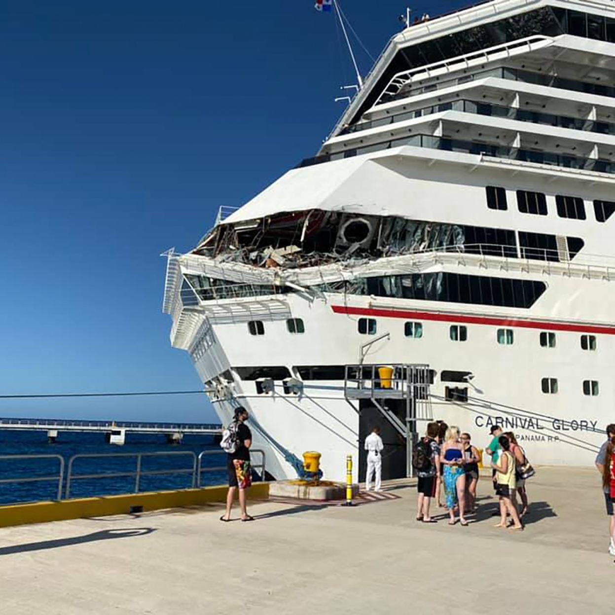 Video Shows Cruise Ships Colliding In Cozumel Mexico 1 Passenger Hurt World News Tucson Com
