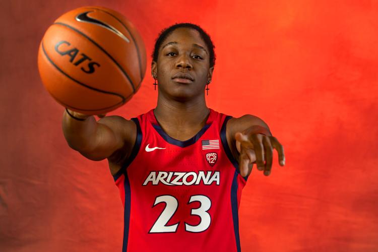 011622-tuc-spt-uawomenshoops-p1