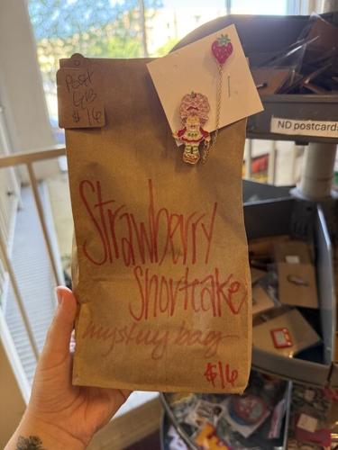 $25 Challenge: Sixth Avenue Antiques