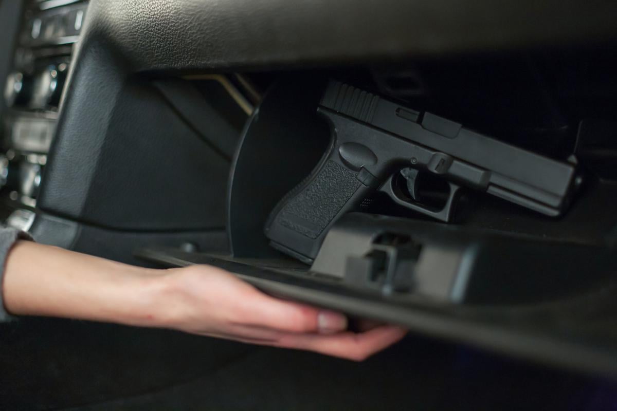 guns in cars