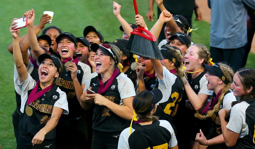 Class 4A State Softball Championship: Salpointe Catholic and Canyon del Oro (copy)