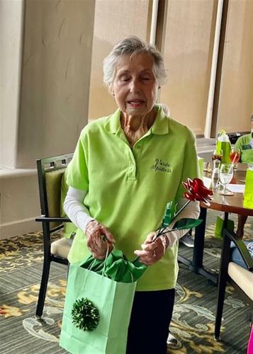 Spirit-Award-Hilda-Clyde.jpg