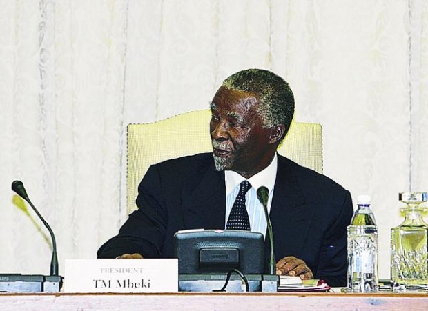 In speech, Mbeki tells South Africa he resigned  