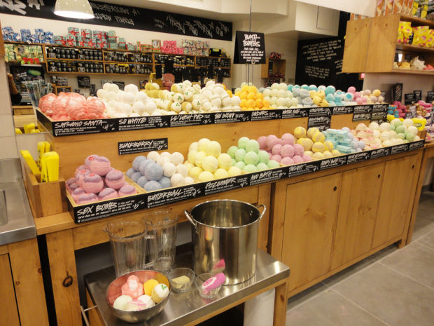 Cosmetics store Lush opening store at Tucson's La Encantada