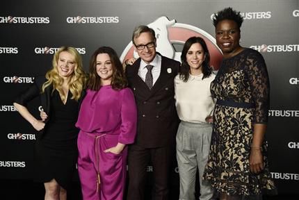 Kate McKinnon, Kristen Wiig, Melissa McCarthy, Leslie Jones, Paul Feig