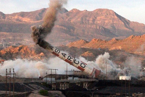 Iconic smelter stacks are toppled in El Paso    