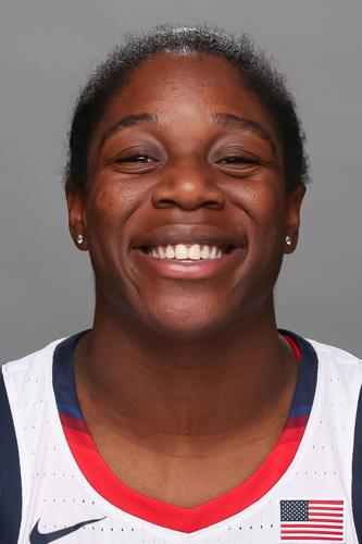 111321-tuc-spt-uawomenshoops-p1