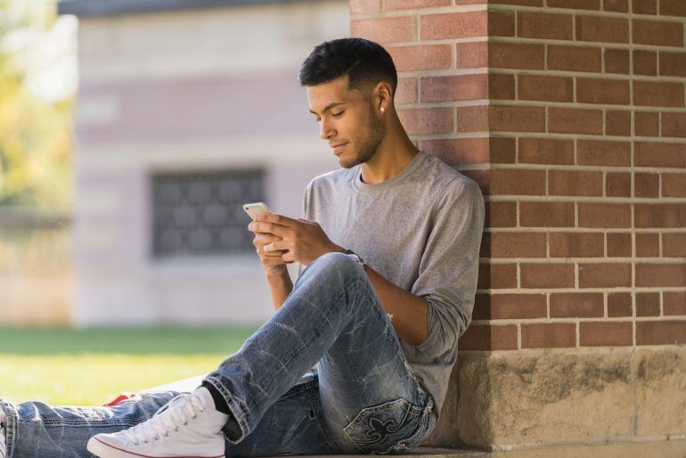 Apple products tend to be customer magnets during the holidays.