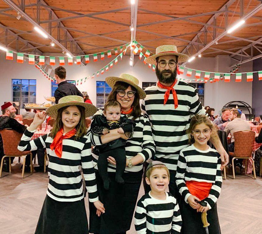 Rabbi Yehuda Ceitlin and family