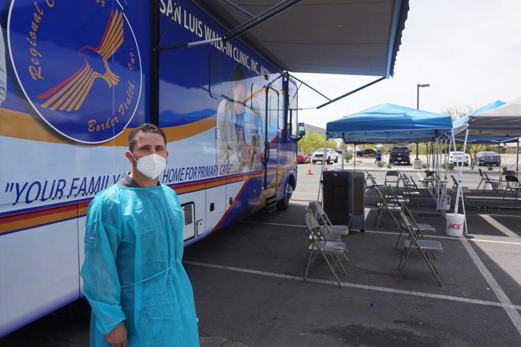 Asylum seekers dropped off in towns that have few resources get help from nonprofits