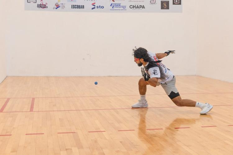 Handball - Ivan Burgos