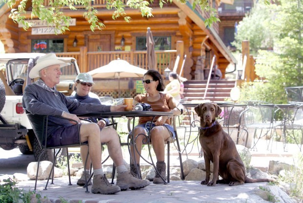 Mt. Lemmon businesses wonder how forest closure will affect them