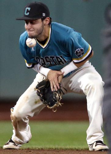 Arizona vs. Coastal Carolina in College World Series