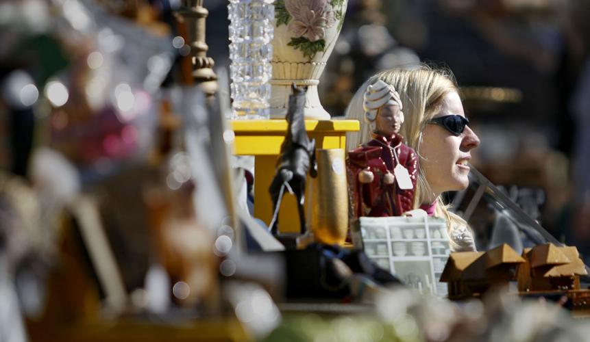 Antique fair options in Tucson expand this fall