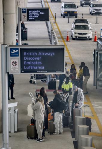 BIZ-TRUMP-SOCIAL-MEDIA-THEME-PARKS-OS