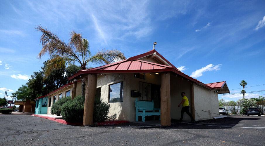 La Perla Del Pacifico.jpg